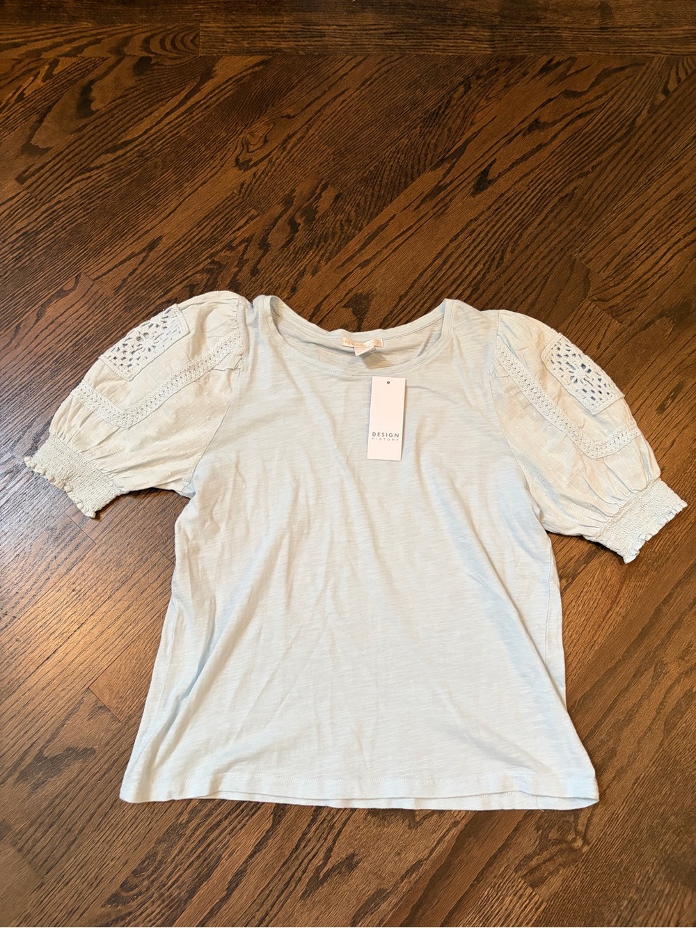Design History Women's Ice Blue Puff-Sleeve Tee w/ Eyelet Panels 100%cotton- NWT